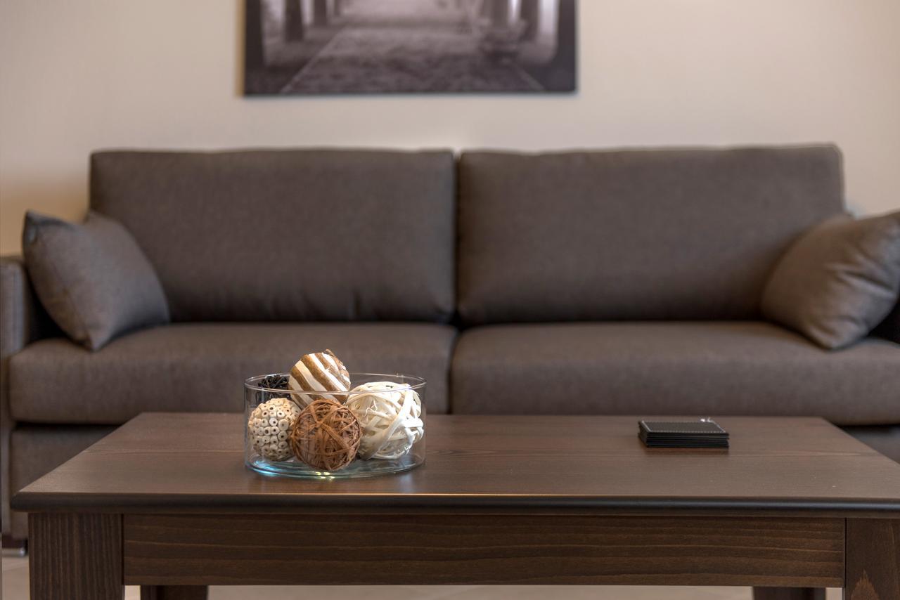 Pleiades Casual Living Apartment Nea Roda Exterior photo