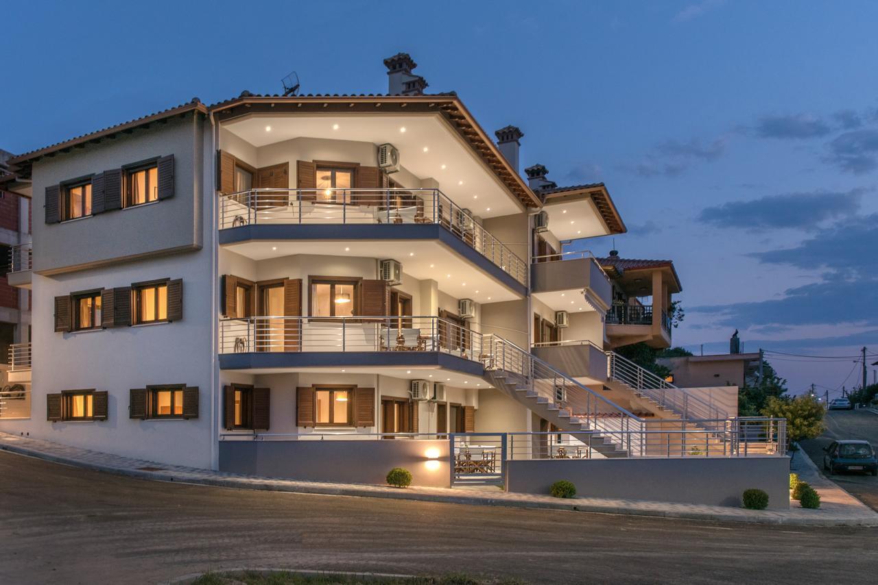 Pleiades Casual Living Apartment Nea Roda Exterior photo