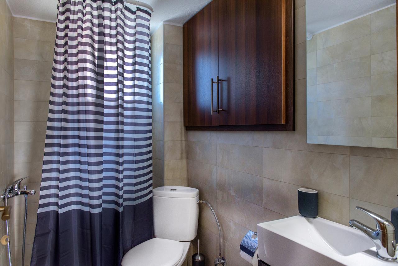 Pleiades Casual Living Apartment Nea Roda Exterior photo